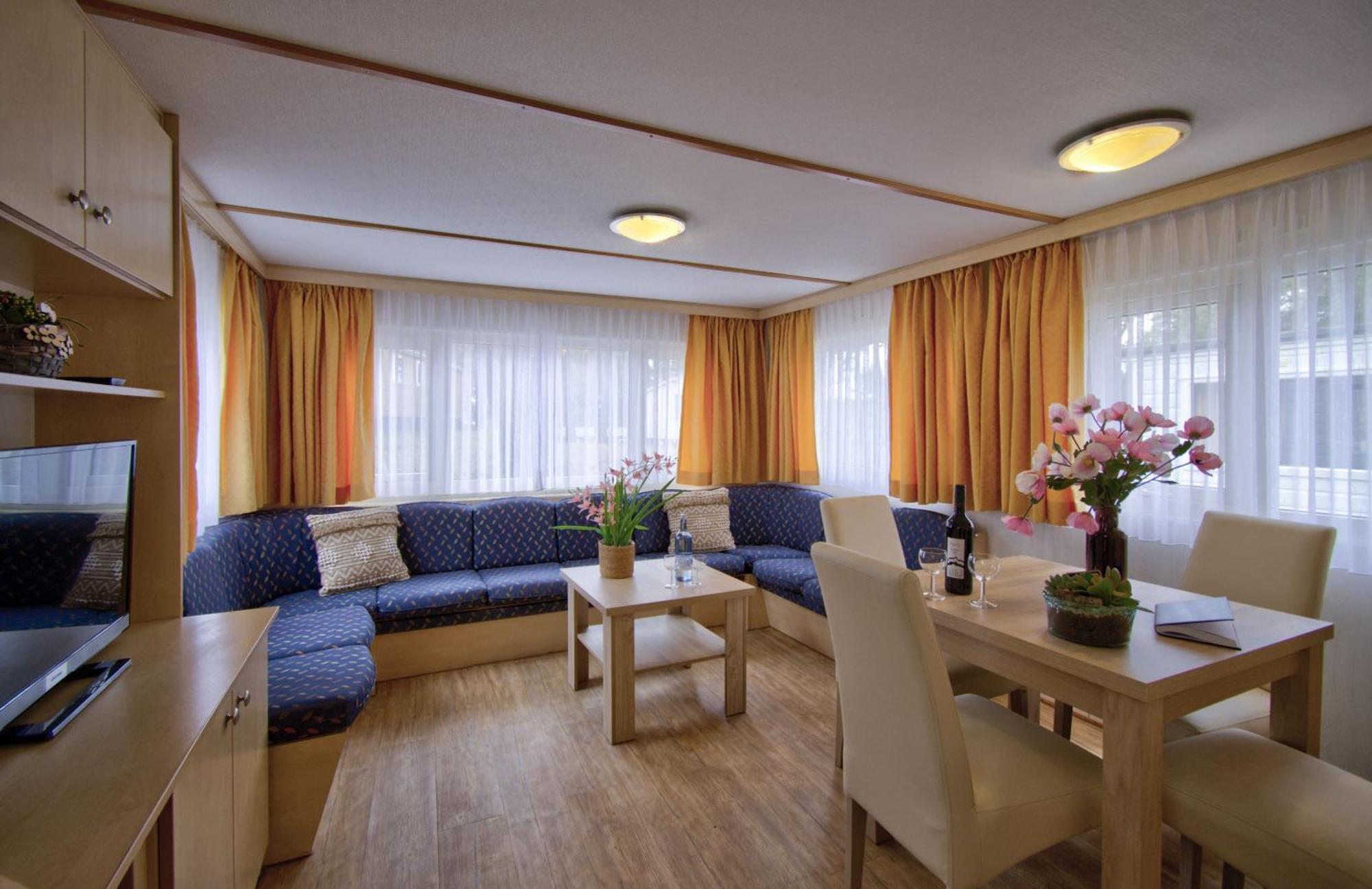 Camping-Und Ferienpark Havelberge Gross Quassow 外观 照片
