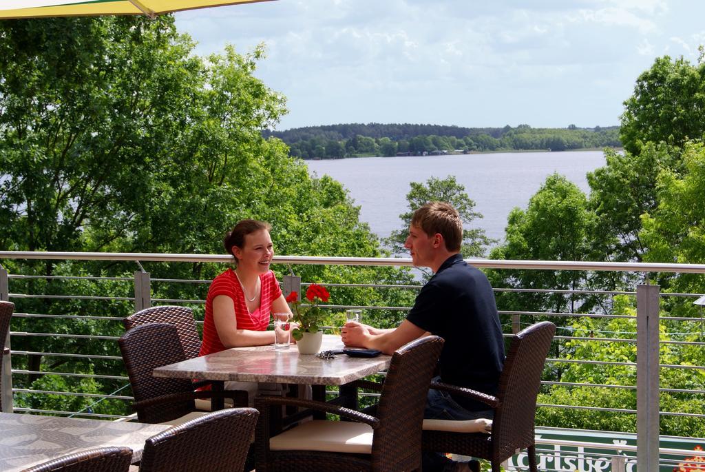 Camping-Und Ferienpark Havelberge Gross Quassow 客房 照片
