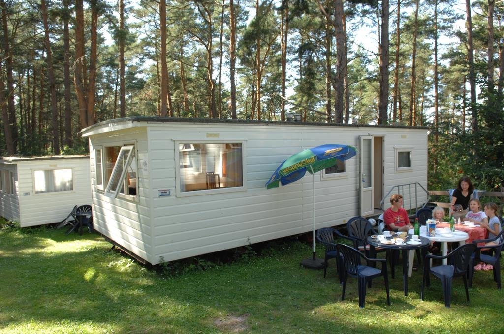 Camping-Und Ferienpark Havelberge Gross Quassow 外观 照片